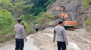 Lambanya Penanganan Longsor Di Jalan Gayo Lues-Abdya. PJ. Bupati. Mintah Pindahkan UPTD PUPR Aceh Ke Gayo Lues.